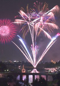 岡崎の花火